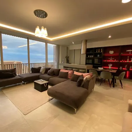 Rre Coast Apartment *
