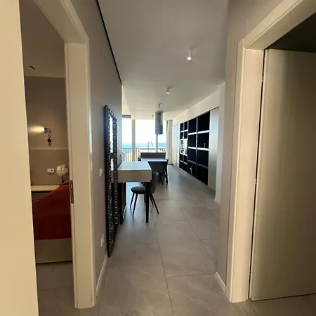 Rre Coast Apartment *